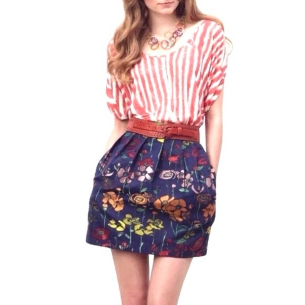 MADCHEN ANTHROPOLOGIE Floral Embroidered Skirt With Pockets